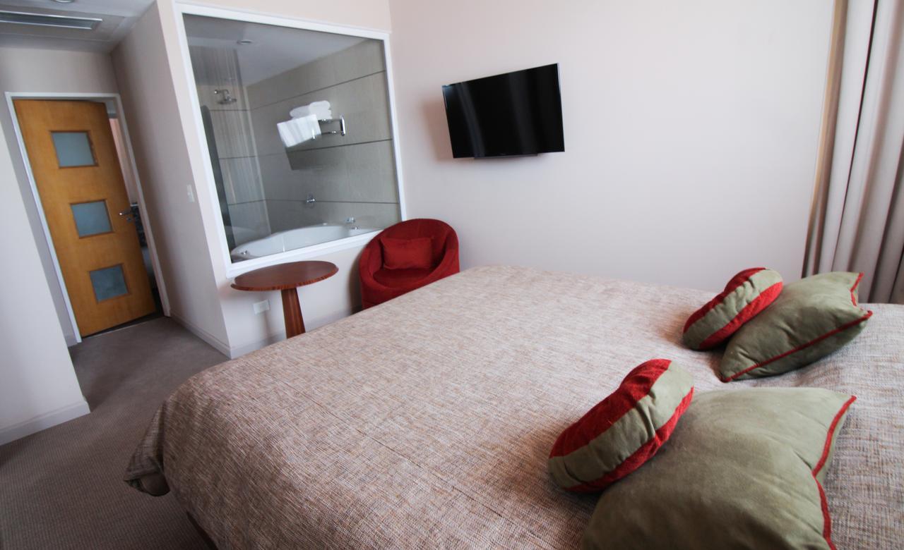 Antu Malal Hotel Plaza Huincul Eksteriør bilde
